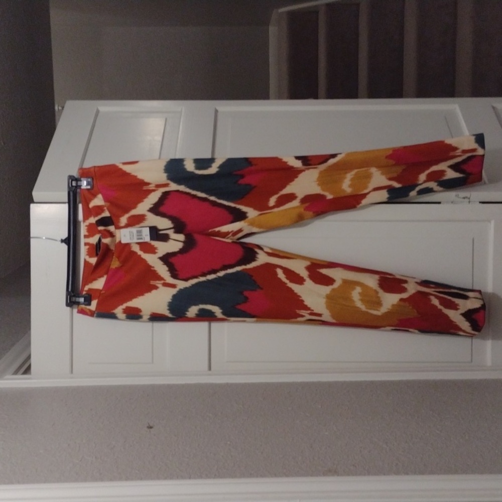 NWT Josie Natori ikat print cigarette pants